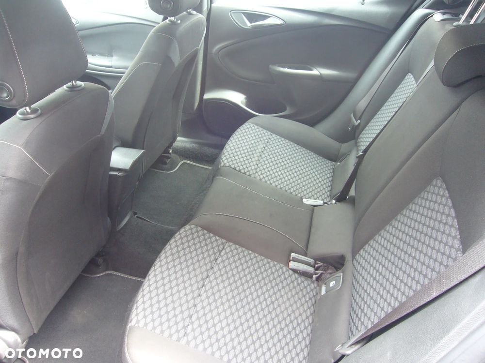 Opel Astra V 1.4 T Dynamic - 13