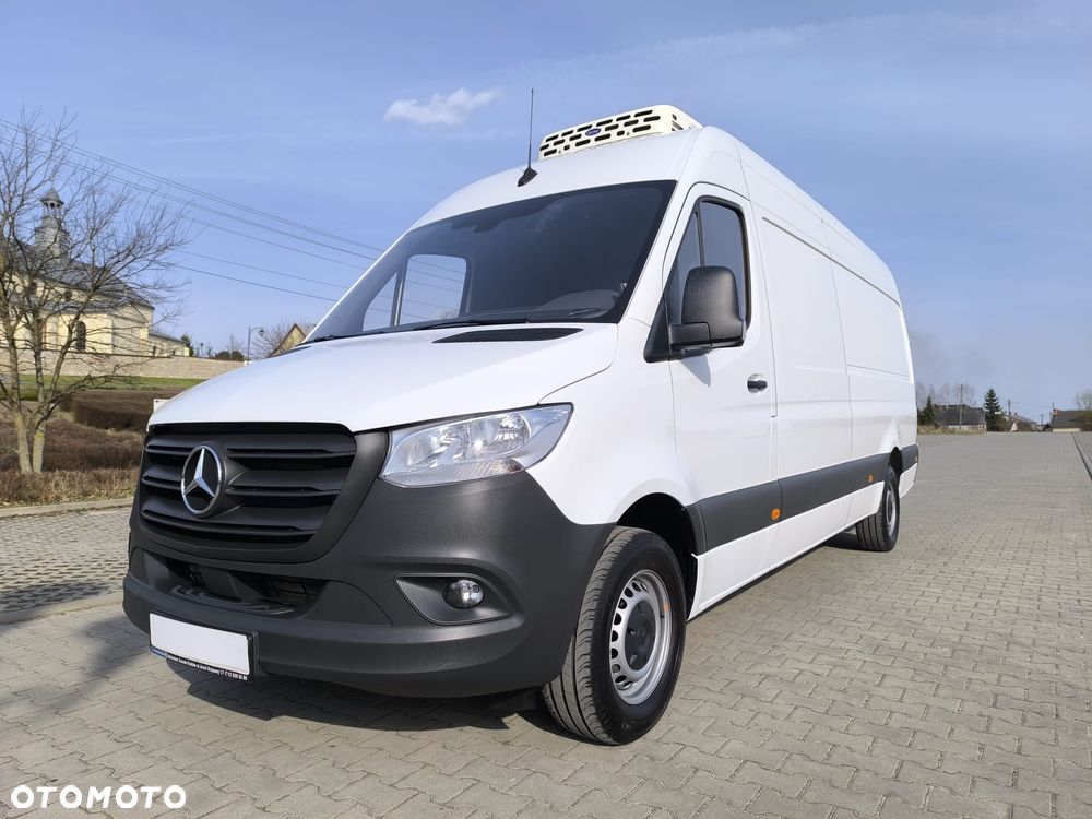 Mercedes-Benz Sprinter 315, Automat, Mroźnia, Chłodnia + Funkcja Grzania, Długi (4.25m) - 29