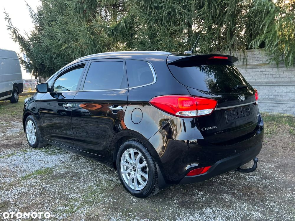 Kia Carens 1.7 CRDi Spirit - 37