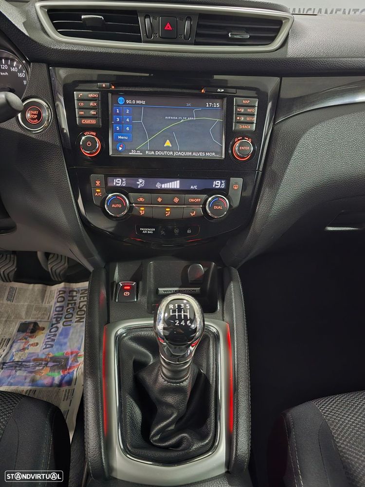 Nissan Qashqai 1.2 DIG-T N-Connecta - 10