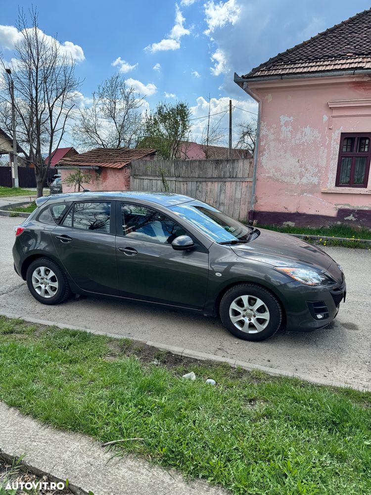 Mazda 3 - 4