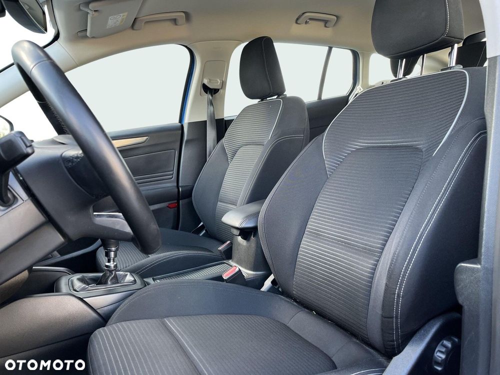 Ford Focus - 13