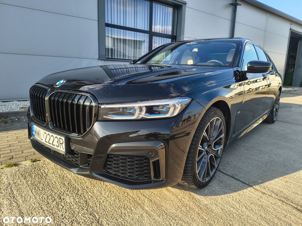 BMW Seria 7 750i xDrive sport - 3