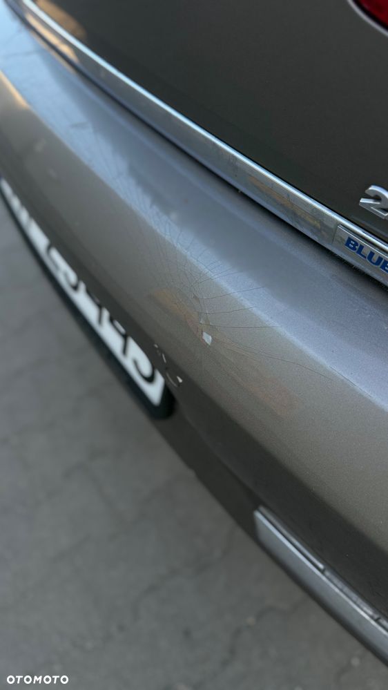 Volkswagen Passat 2.0 TDI DPF Trendline DSG - 11