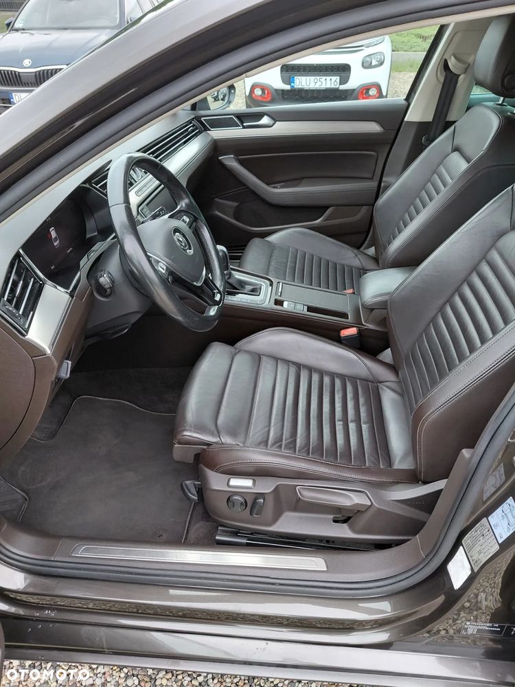 Volkswagen Passat 1.8 TSI BMT Highline DSG - 28
