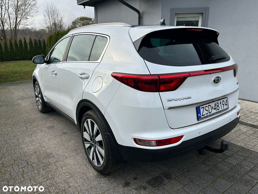 Kia Sportage 2,0 CRDI AWD Vision - 19