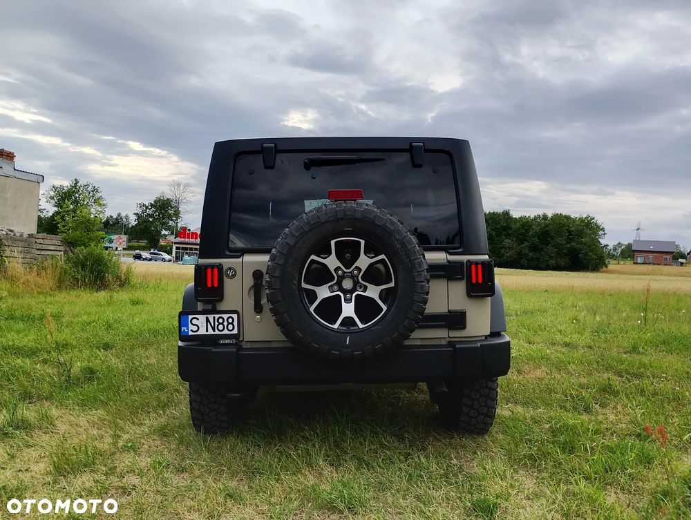 Jeep Wrangler 3.6 Unlim X - 3