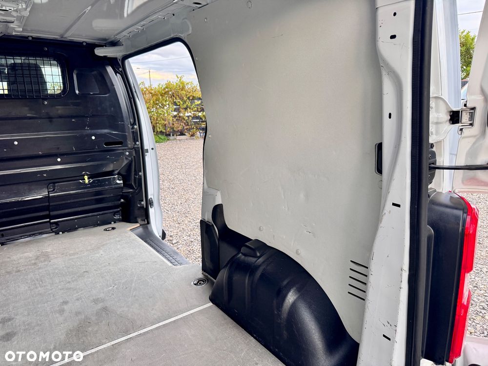 Toyota Proace - 31