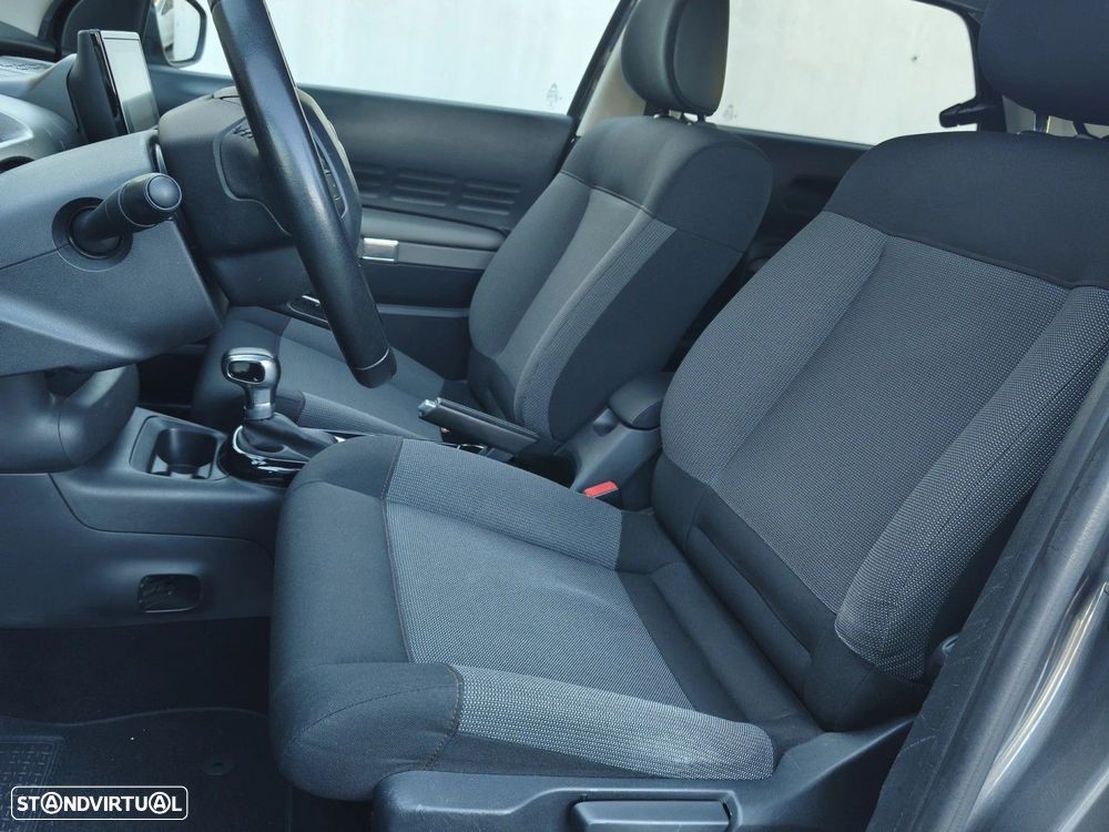 Citroën C4 Cactus 1.2 PureTech Shine EAT6 - 17