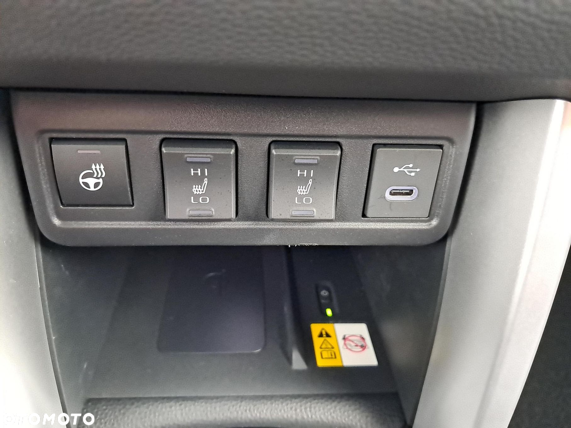 Toyota Corolla Cross 2.0 Hybrid Style - 26