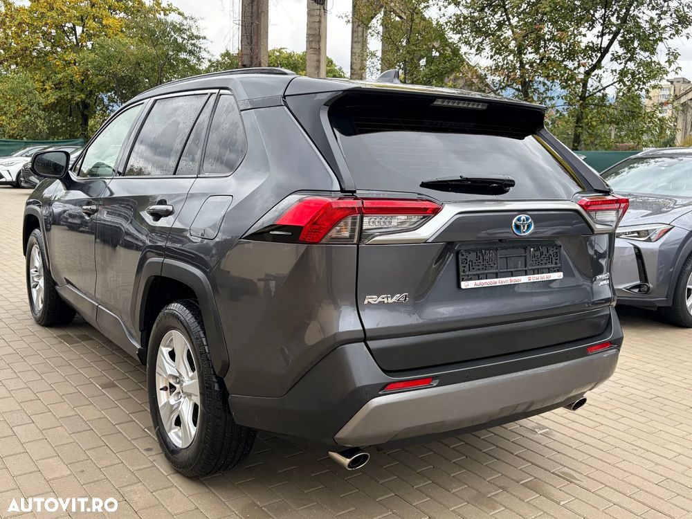 Toyota RAV4 - 4