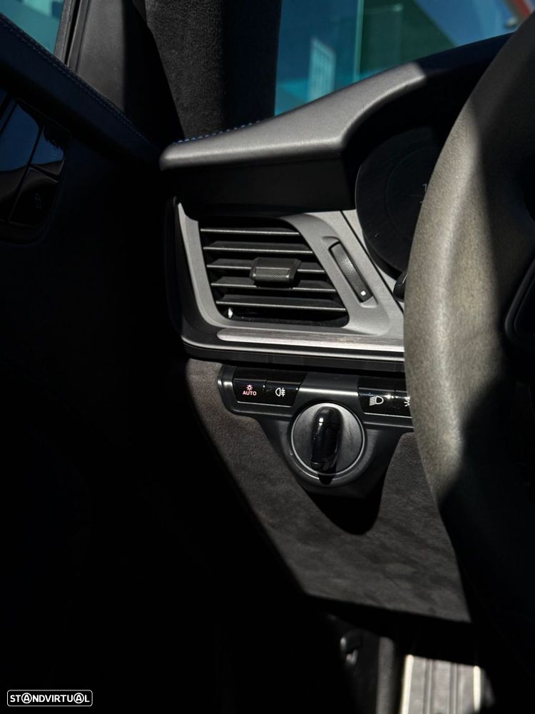 Porsche 911 Série F - 48