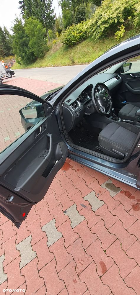 Skoda RAPID 1.2 TSI Style Plus - 12