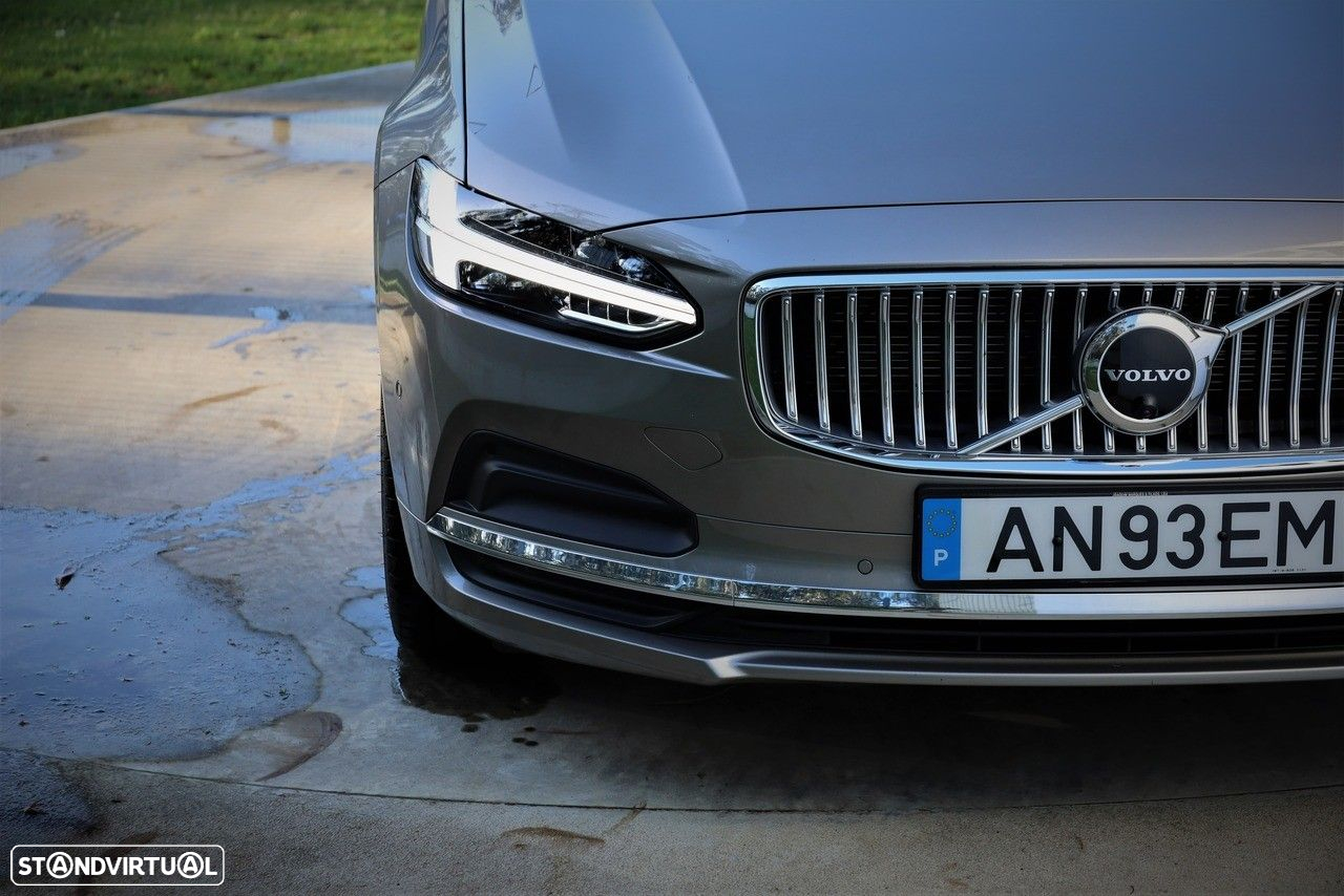 Volvo V90 2.0 B5 Inscription AWD Geartronic - 29