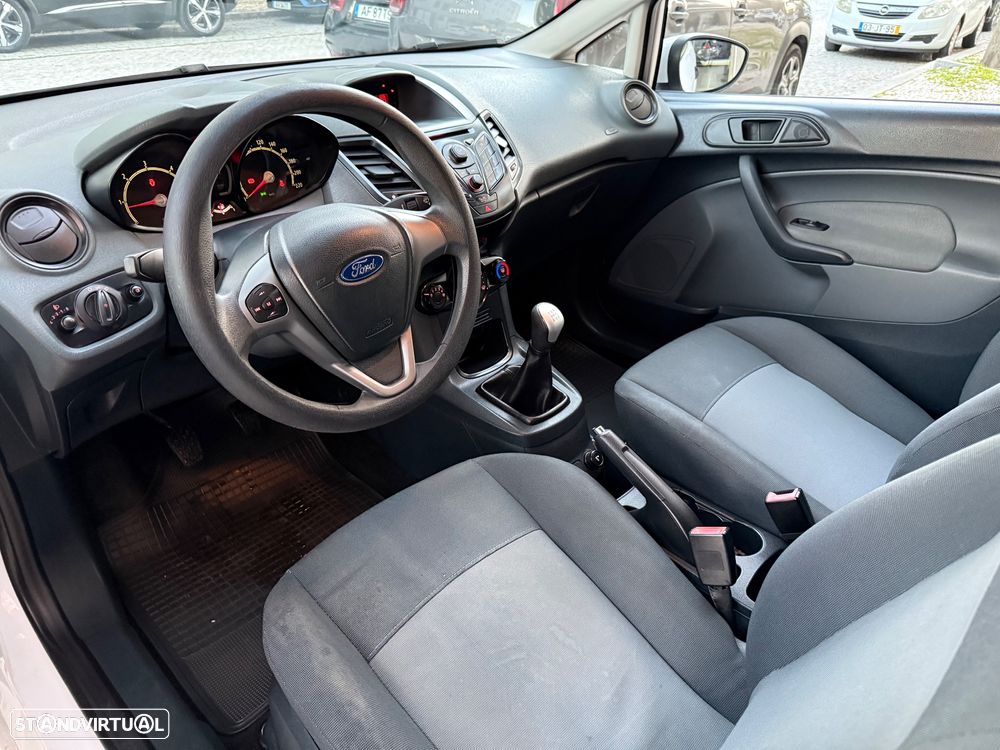 Ford Fiesta 1.4 TDCI Ambiente - 8