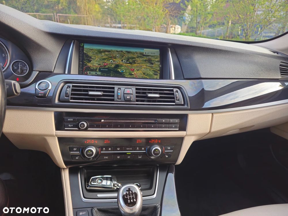 BMW Seria 5 - 24