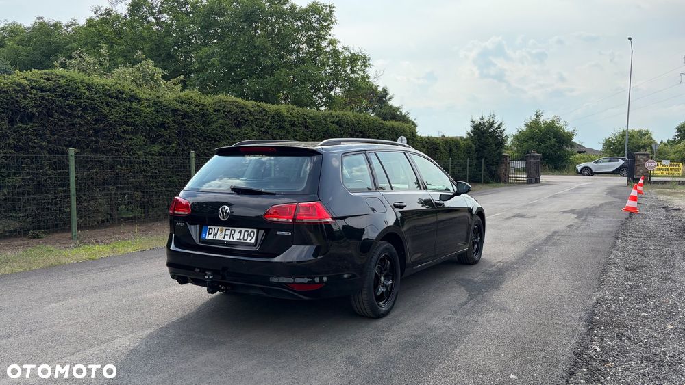 Volkswagen Golf 1.6 BlueTDI Trendline - 4