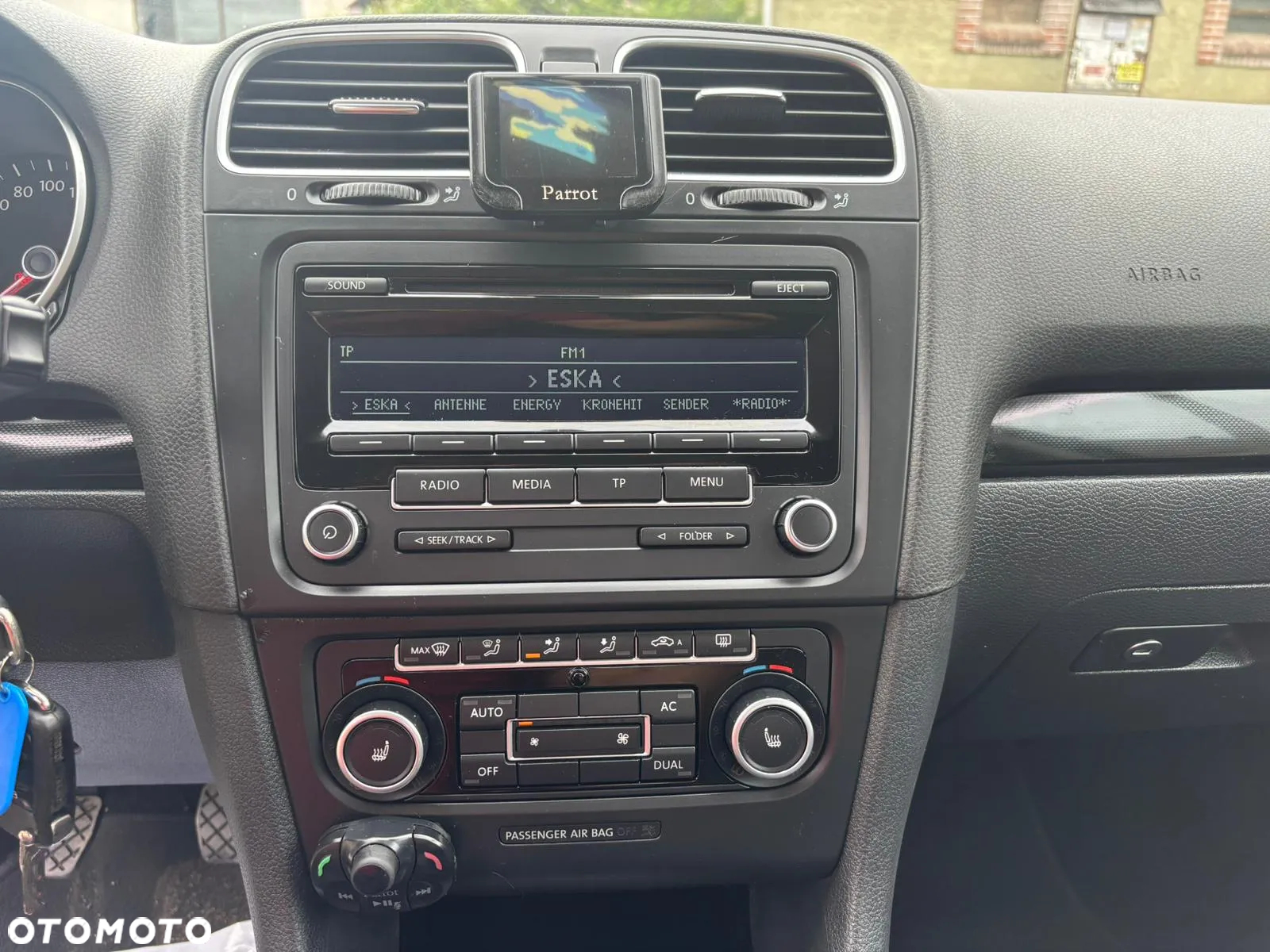 Volkswagen Golf VI 1.6 TDI Comfortline - 15