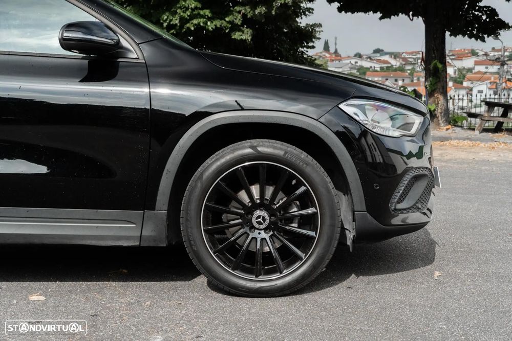 Mercedes-Benz GLA 180 7G-DCT Style - 32