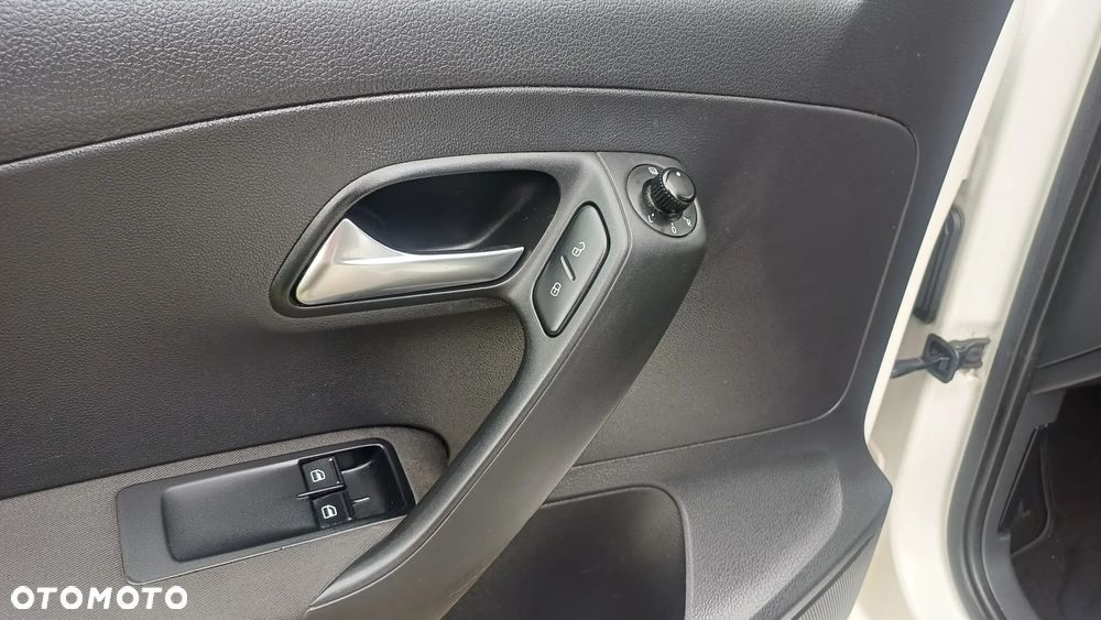 Volkswagen Polo - 16