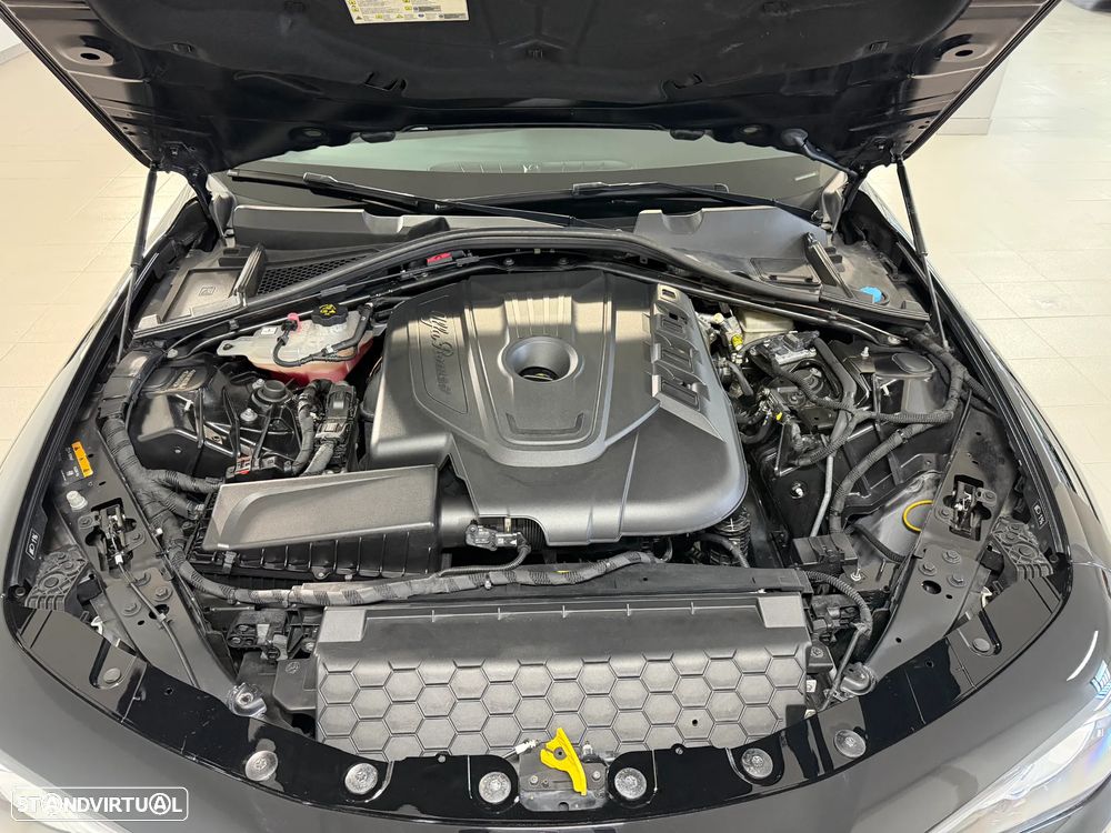 Alfa Romeo Giulia 2.2 AT8 Super - 11