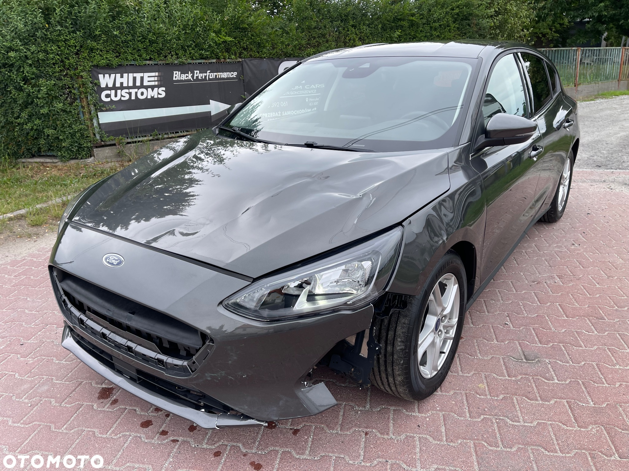 Ford Focus 1.0 EcoBoost Hybrid COOL&CONNECT - 4