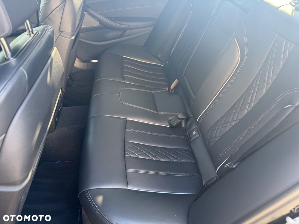 BMW Seria 5 - 27