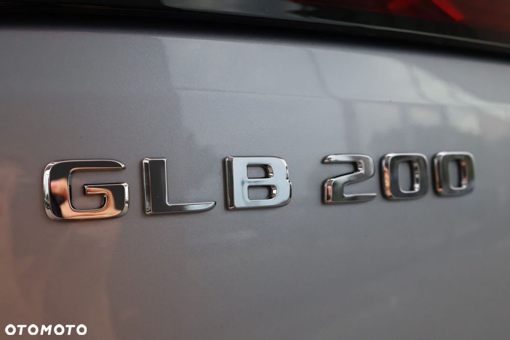 Mercedes-Benz GLB - 22