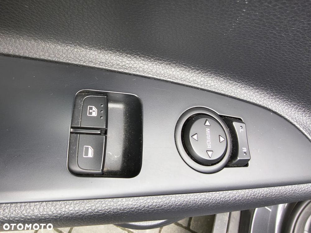 Kia Stonic 1.4 M - 10