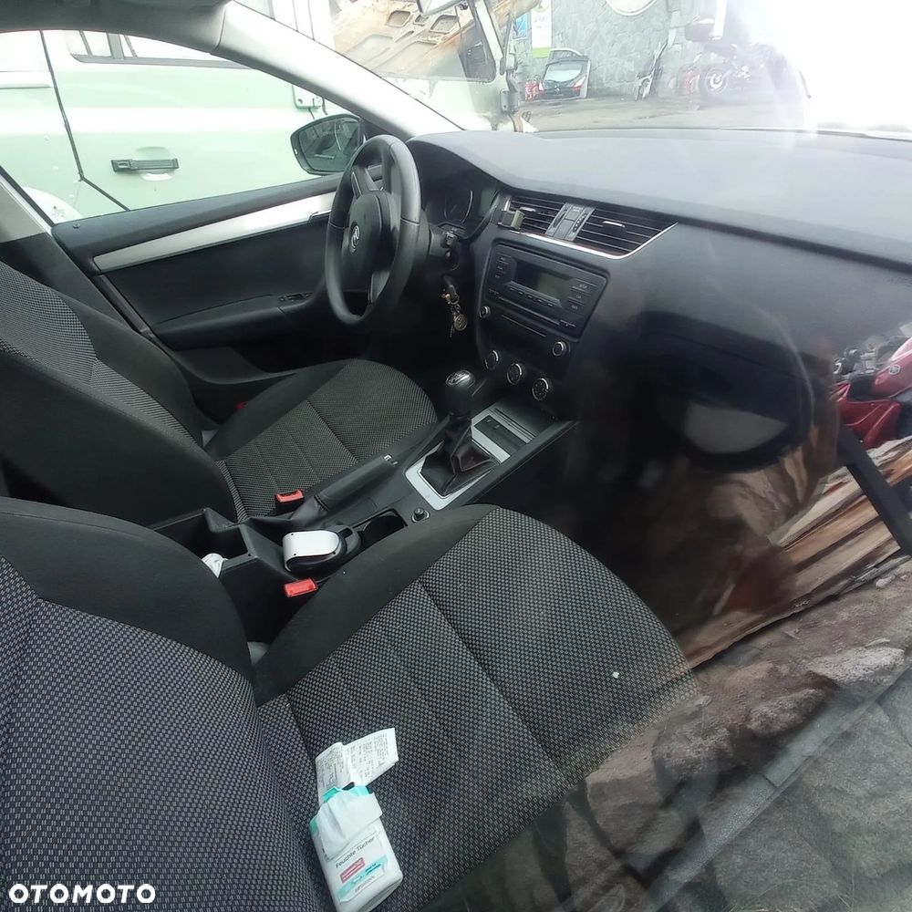 SKODA OCTAVIA III TAPICERKA KPL. FOTELE PRZÓD KANAPA TYŁ - 2