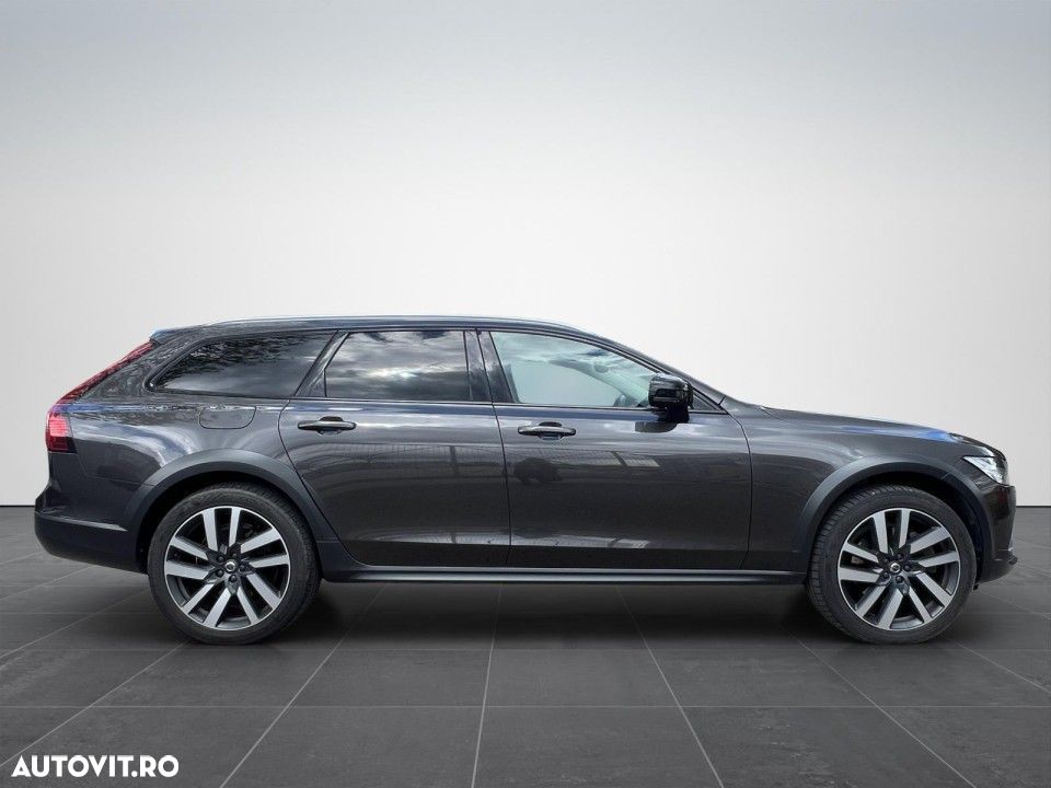 Volvo V90 - 5