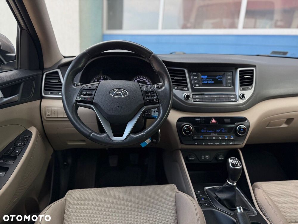 Hyundai Tucson 2.0 CRDI BlueDrive Comfort 2WD - 11