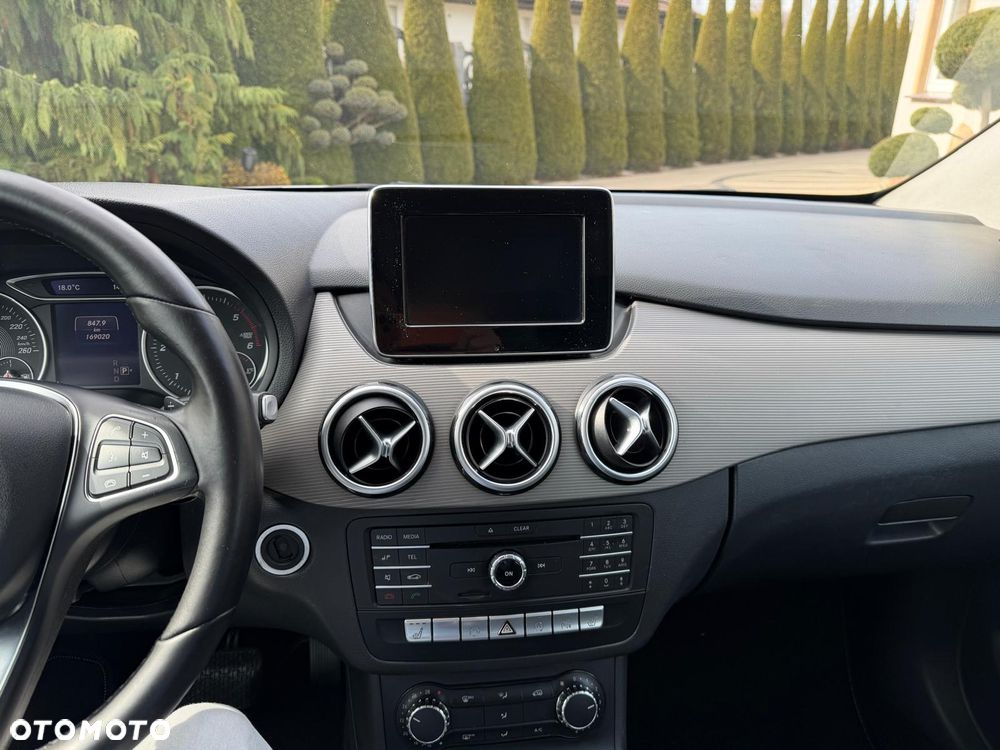 Mercedes-Benz Klasa B 180 CDI 7G-DCT - 18