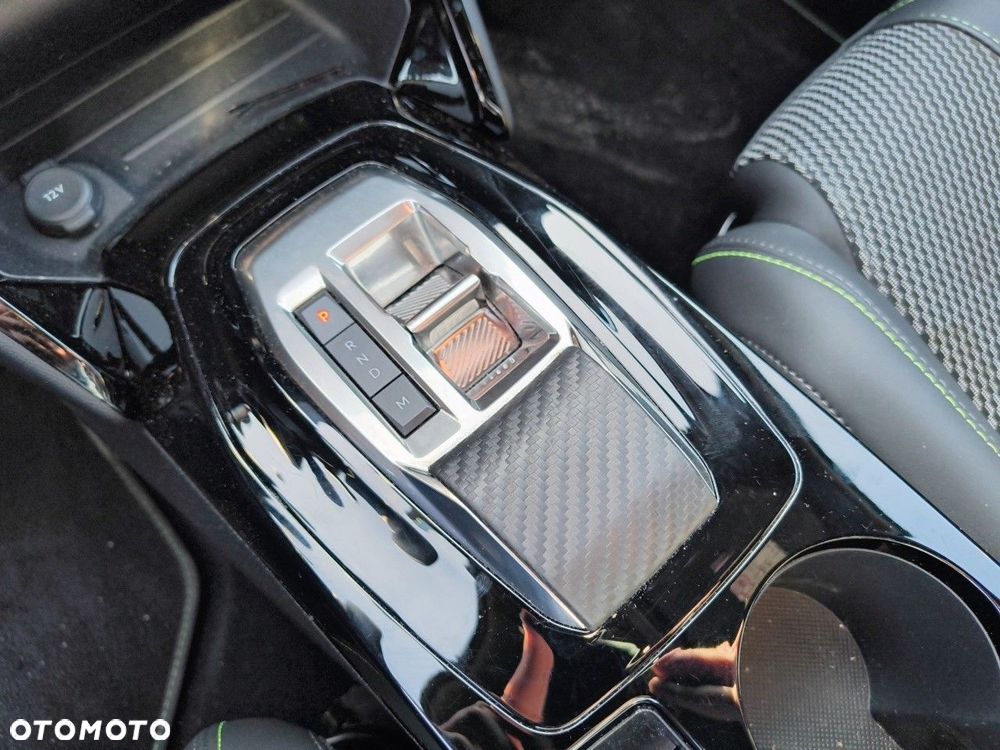 Peugeot 2008 1.2 PureTech GT S&S EAT8 - 13