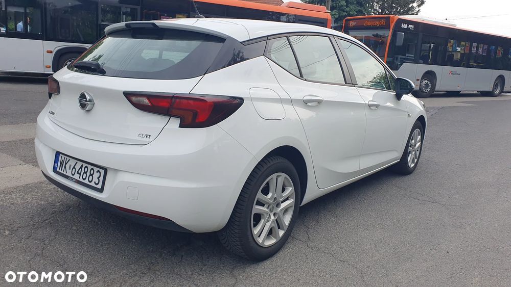 Opel Astra - 11