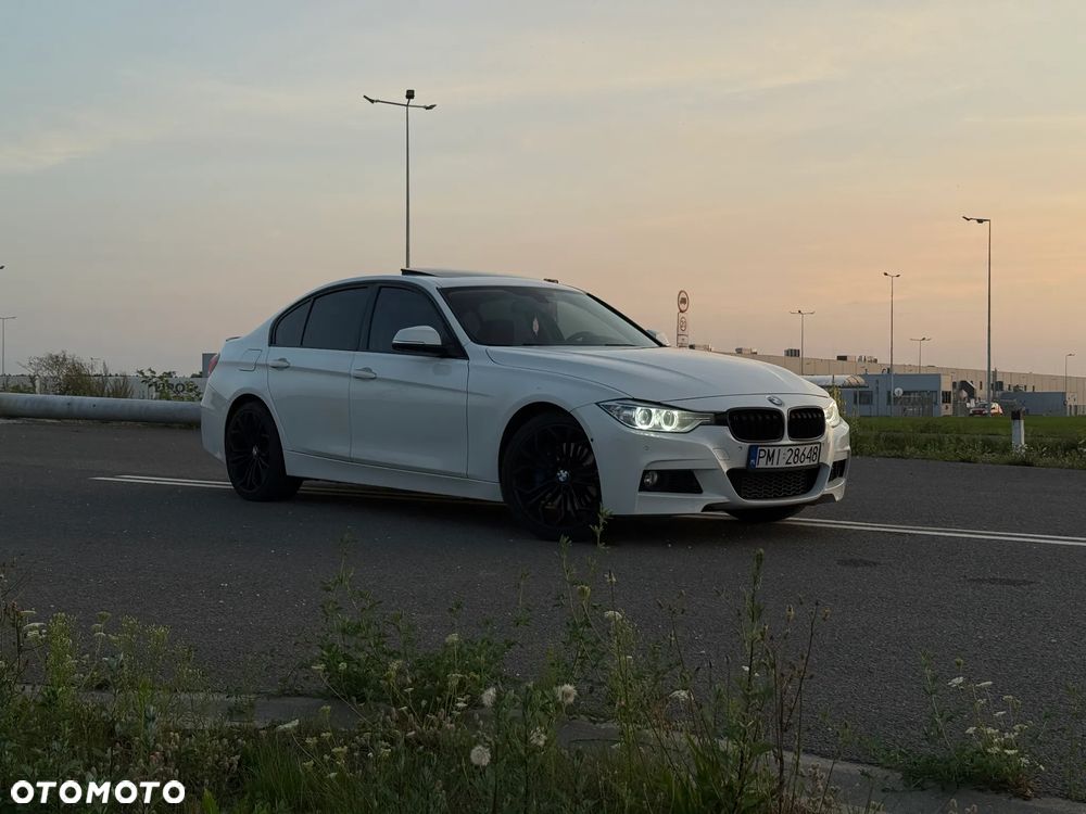 BMW Seria 3 335i xDrive Luxury Line - 15