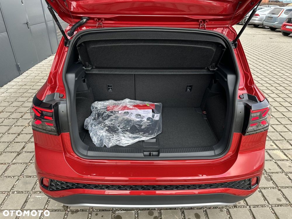 Volkswagen T-Cross - 17