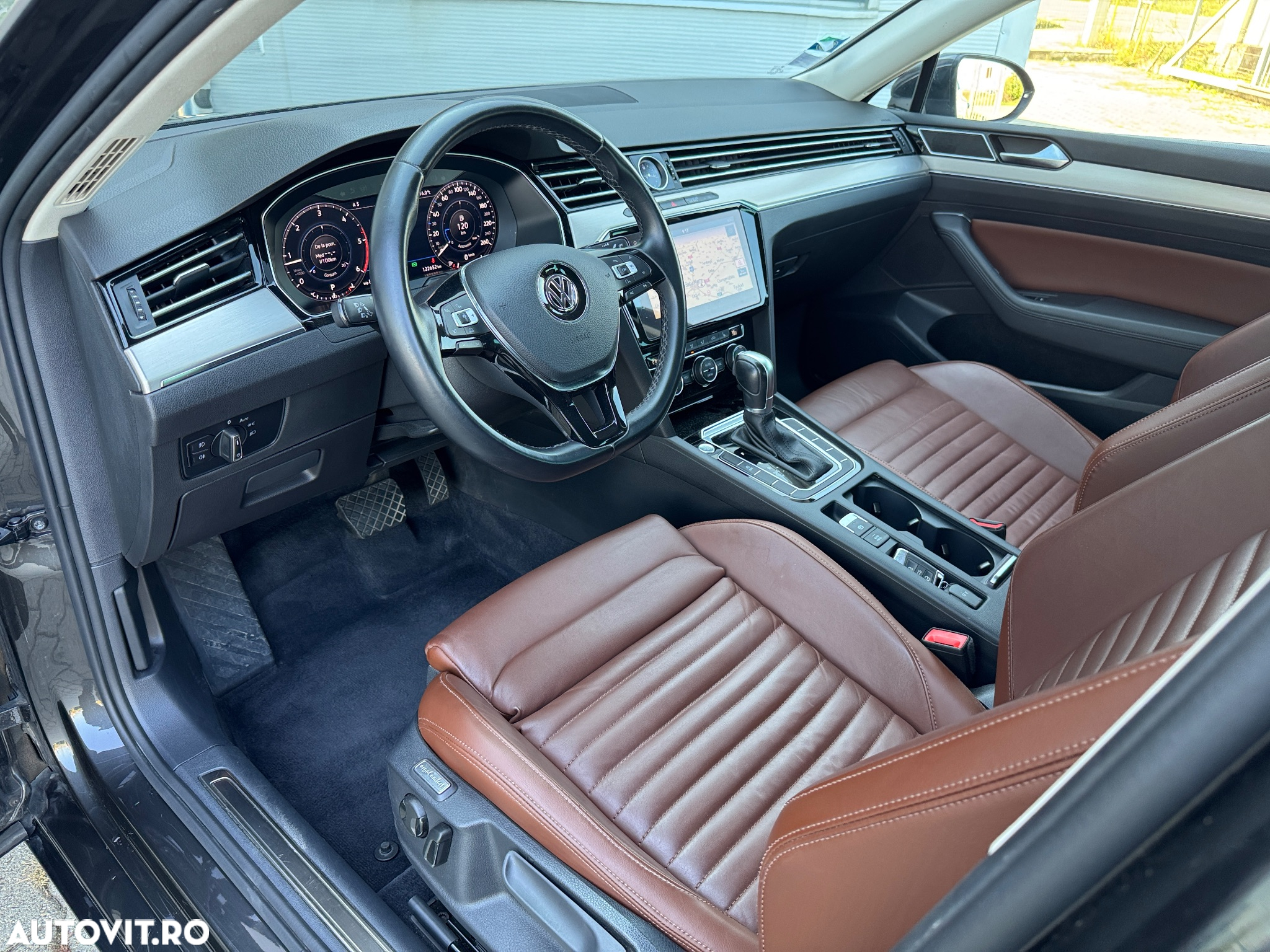 Volkswagen Passat 2.0 TDI DSG Highline - 21