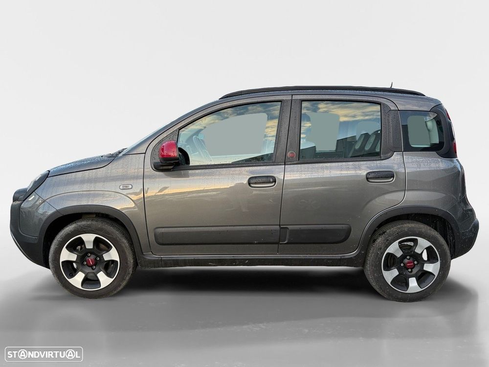 Fiat Panda 1.0 Hybrid (RED) — fotografia 2