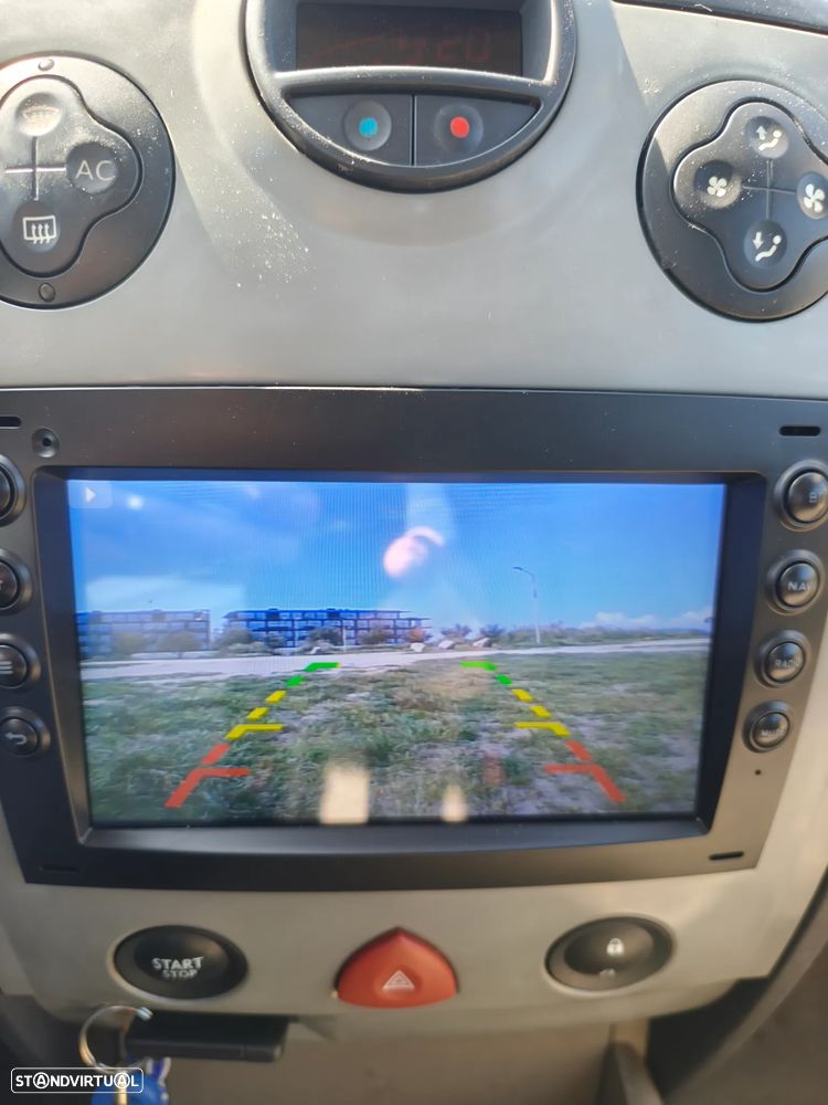 Renault Mégane 1.5 dCi Confort Privilège - 7