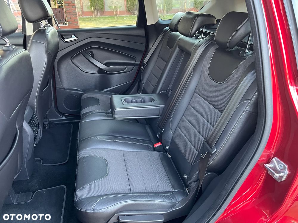 Ford Kuga 2.0 TDCi 4x4 Titanium - 26
