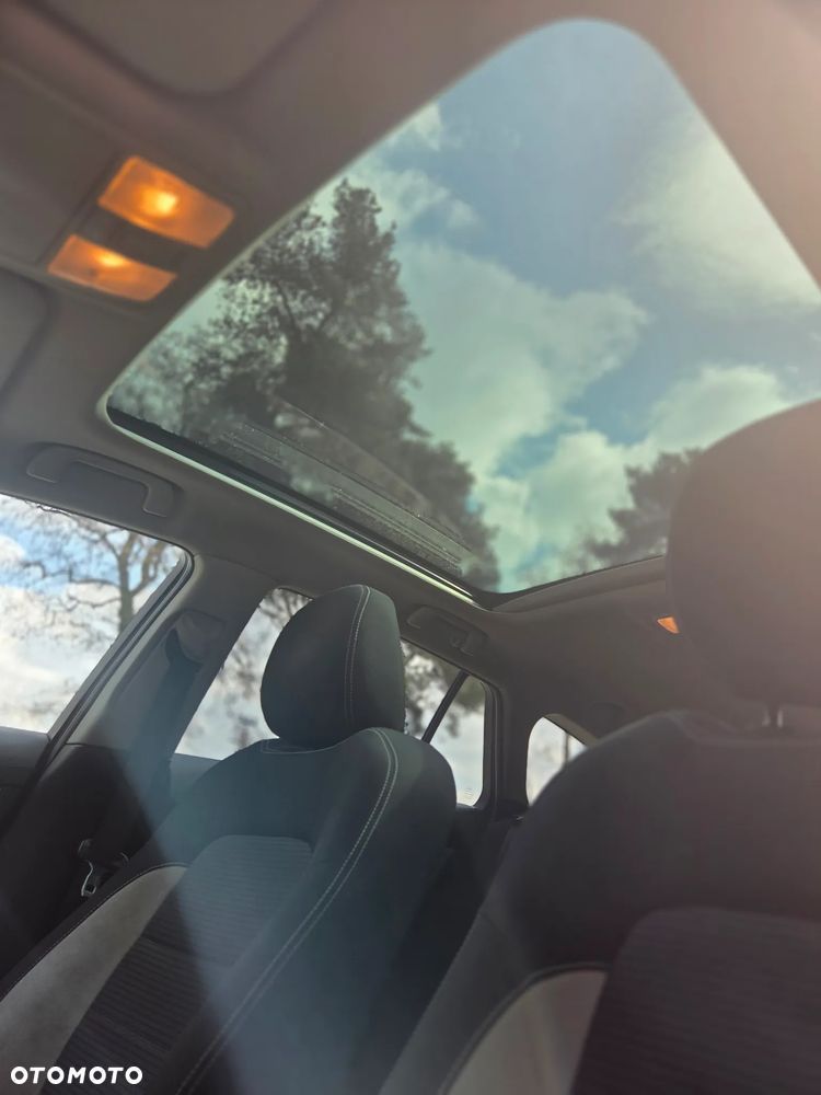 Toyota Avensis 1.8 Comfort - 10