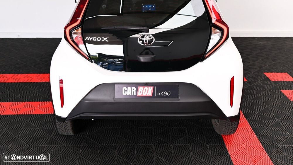 Toyota Aygo X 1.0 Play CVT - 13