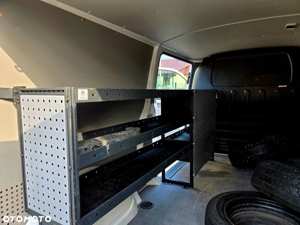 Volkswagen Transporter - 20