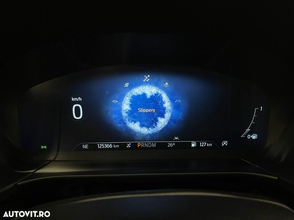 Ford Kuga 2.0 EcoBlue A8 AWD ST Line - 29