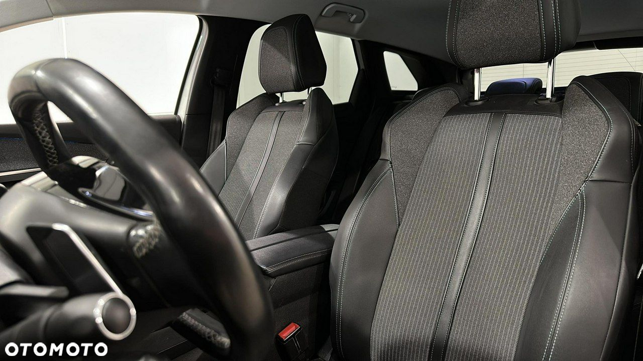 Peugeot 3008 - 16