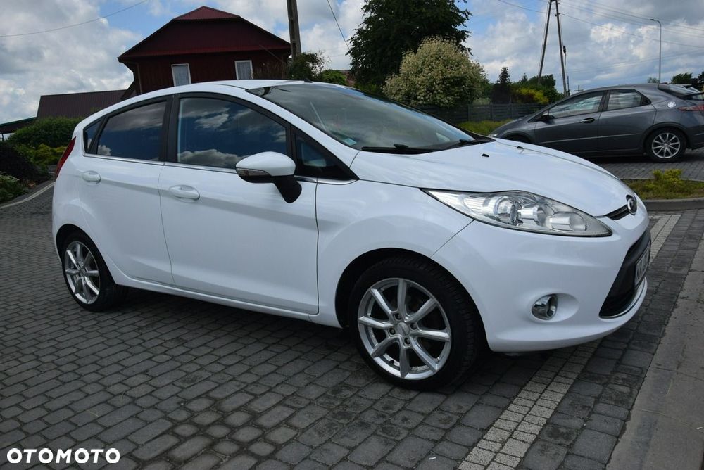 Ford Fiesta - 9