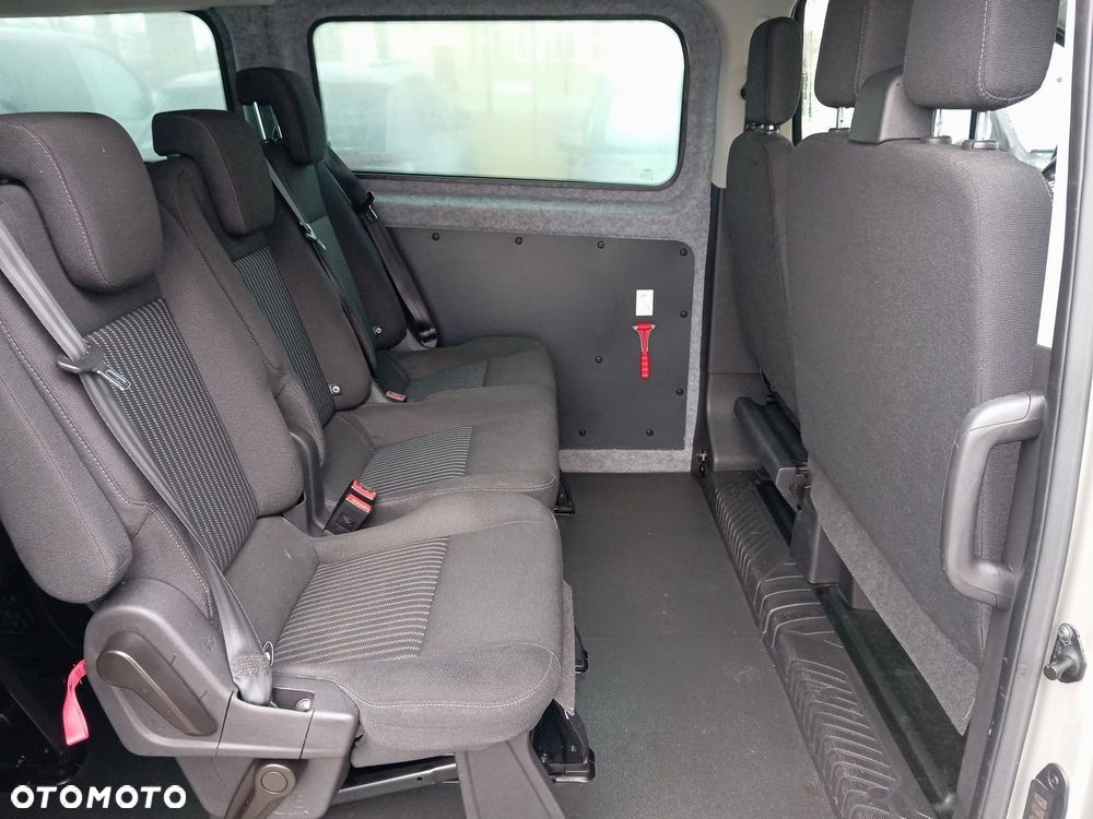 Ford Transit - 13