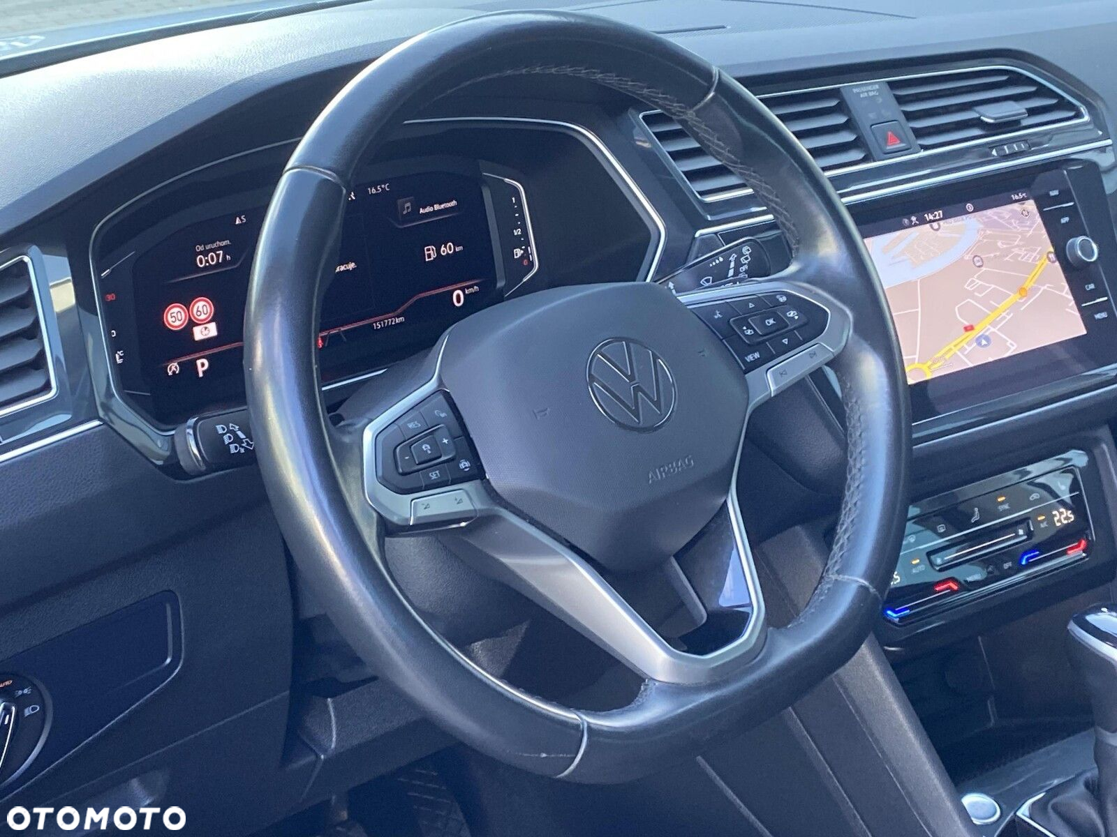 Volkswagen Tiguan 2.0 TDI SCR 4Mot Elegance DSG - 20
