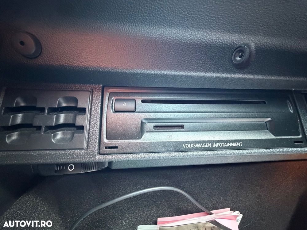 Volkswagen Golf - 12